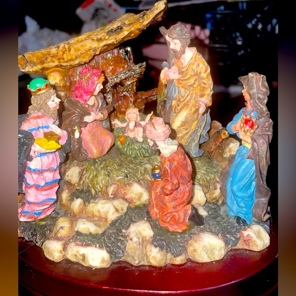 🟢🟢Nativity Musical Wind Up Baby Jesus Statute Figurines Silent Night Vintage